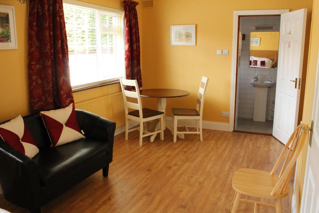 Seacourt Accommodation Tramore - Adult Only Habitación foto